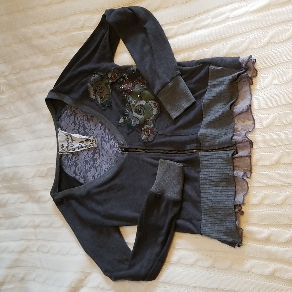 Scrapbook original lace zip up